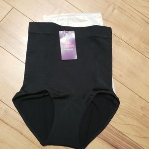โญ3/$25โญ High waisted shapewear panty